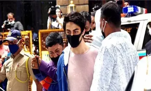 बड़ा खुलासा:  Aryan Khan की बेल पर क्यों टल गई सुनवाई?