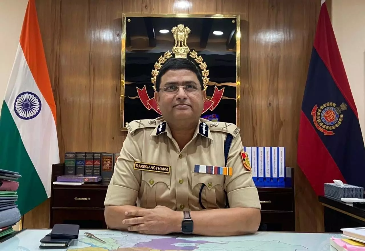 दिल्ली पुलिस कमिश्नर राकेश अस्थाना को हाई कोर्ट से बड़ी राहत दिल्ली पुलिस कमिश्नर राकेश अस्थाना को हाई कोर्ट से बड़ी राहत
