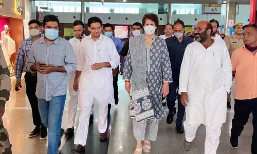लखीमपुर हिंसा में मारे गए किसानों के अंतिम अरदास में शामिल होंगी प्रियंका गांधी, लखीमपुर रवाना लखीमपुर हिंसा में मारे गए किसानों के अंतिम अरदास में शामिल होंगी प्रियंका गांधी, लखीमपुर रवाना