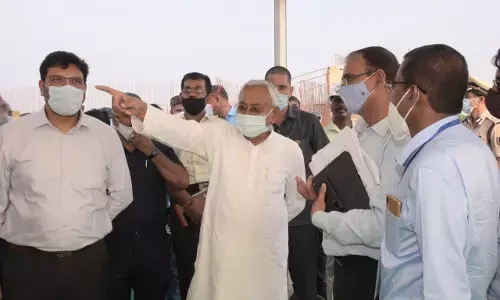 CM ने नालंदा, नवादा एवं गया जिले में विभिन्न स्थलों पर गंगा उद्वह योजना के अंतर्गत चल रहे कार्यों का लिया जायजा CM ने नालंदा, नवादा एवं गया जिले में विभिन्न स्थलों पर गंगा उद्वह योजना के अंतर्गत चल रहे कार्यों का लिया जायजा