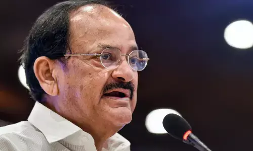 शिक्षकों का सम्मान करना भारतीय संस्कृति की गौरवशाली परम्परा : उपराष्ट्रपति शिक्षकों का सम्मान करना भारतीय संस्कृति की गौरवशाली परम्परा : उपराष्ट्रपति