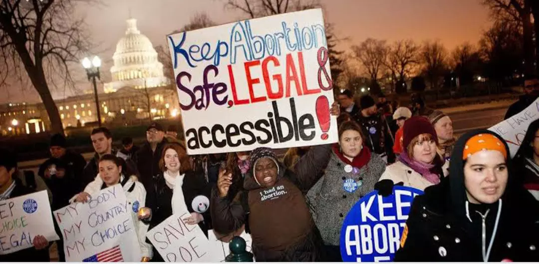 अंतरराष्ट्रीय: कोर्ट ने फिर से टेक्सास में गर्भपात पर प्रतिबंध लगाने की अनुमति दी