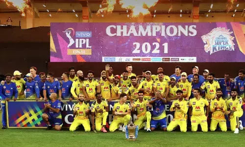 CSK vs KKR Final: चेन्नई चौथी बार बना आईपीएल सुपर किंग, केकेआर को फाइनल में 27 रन से हराया CSK vs KKR Final: चेन्नई चौथी बार बना आईपीएल सुपर किंग, केकेआर को फाइनल में 27 रन से हराया