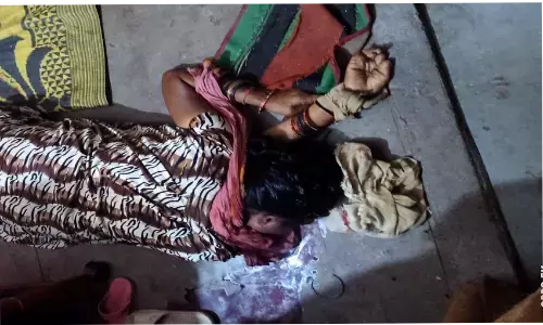 सूबे की राजधानी में हत्यारों ने बेदर्दी से एक बुजुर्ग महिला की हत्या को दिया अंजाम सूबे की राजधानी में हत्यारों ने बेदर्दी से एक बुजुर्ग महिला की हत्या को दिया अंजाम