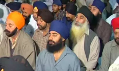 क्या आप जानते हैं गुरुग्रंथ क्या है जिसके कथित अपमान के नाम पर एक दलित सिख की इतनी निर्मम हत्या की जा सकती है!