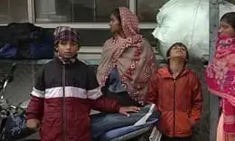 कश्मीर में इस साल अब तक 32 आम नागरिकों की मौत, गैर कश्मीरी पलायन को हुए मजबूर कश्मीर में इस साल अब तक 32 आम नागरिकों की मौत, गैर कश्मीरी पलायन को हुए मजबूर