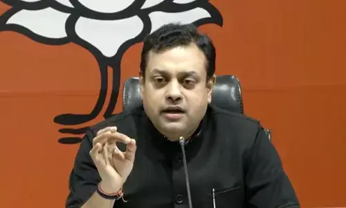 सरदार पटेल पर कांग्रेस ने की विरोधी टिप्पणी, संबित पात्रा भड़के सरदार पटेल पर कांग्रेस ने की विरोधी टिप्पणी, संबित पात्रा भड़के