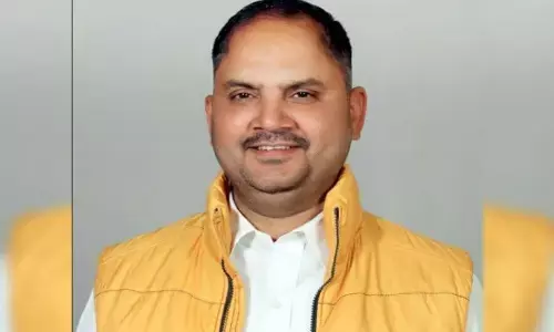 यूपी : अयोध्या से BJP विधायक को फर्जी मार्कशीट के 28 साल पुराने केस में 5 साल की सजा, भेजे गए जेल यूपी : अयोध्या से BJP विधायक को फर्जी मार्कशीट के 28 साल पुराने केस में 5 साल की सजा, भेजे गए जेल