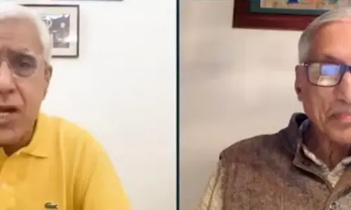 करण थापर के साथ इंटरव्यू में गांधी के पोते राजमोहन गांधी ने, राजनाथ सिंह के उस बयान की सविनय धज्जियाँ उड़ा दी हैं करण थापर के साथ इंटरव्यू में गांधी के पोते राजमोहन गांधी ने, राजनाथ सिंह के उस बयान की सविनय धज्जियाँ उड़ा दी हैं