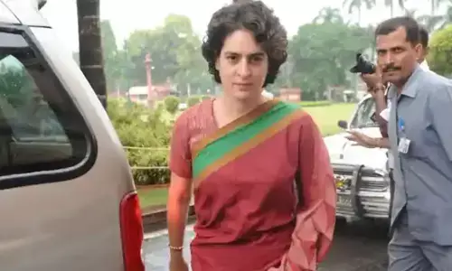 यूपी में कांग्रेस को बड़ा झटका, प्रियंका गांधी के सलाहकार व पूर्व सांसद हरेंद्र मलिक ने दिया इस्तीफा यूपी में कांग्रेस को बड़ा झटका, प्रियंका गांधी के सलाहकार व पूर्व सांसद हरेंद्र मलिक ने दिया इस्तीफा