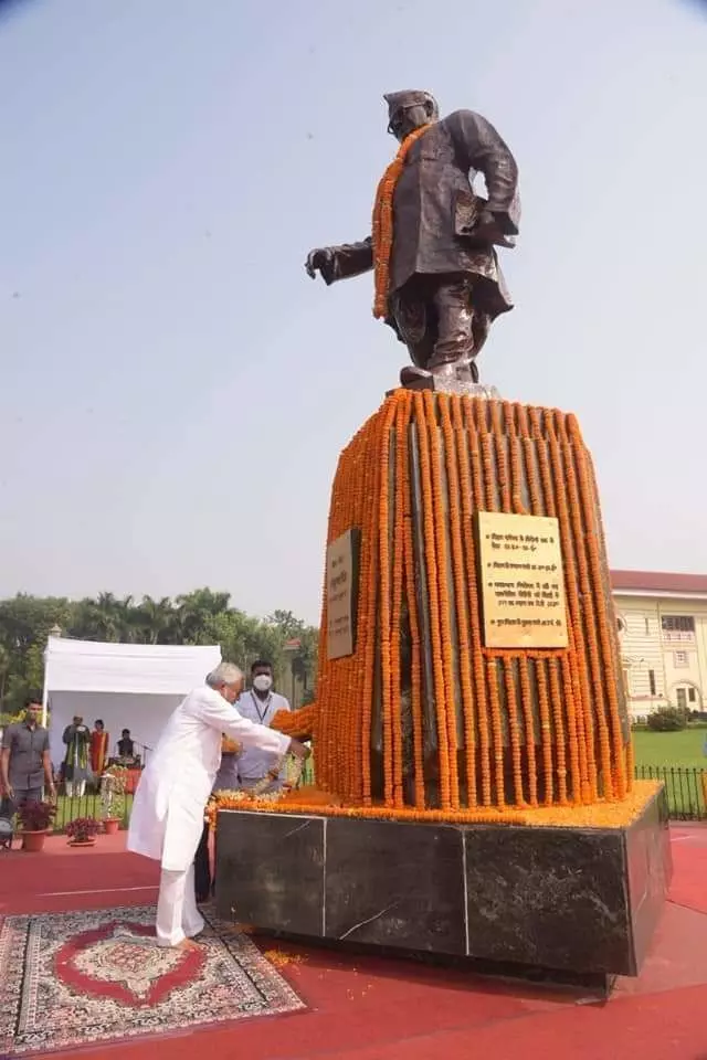 जयंती पर याद किए गए बिहार केसरी स्व. डॉ श्रीकृष्ण सिंह