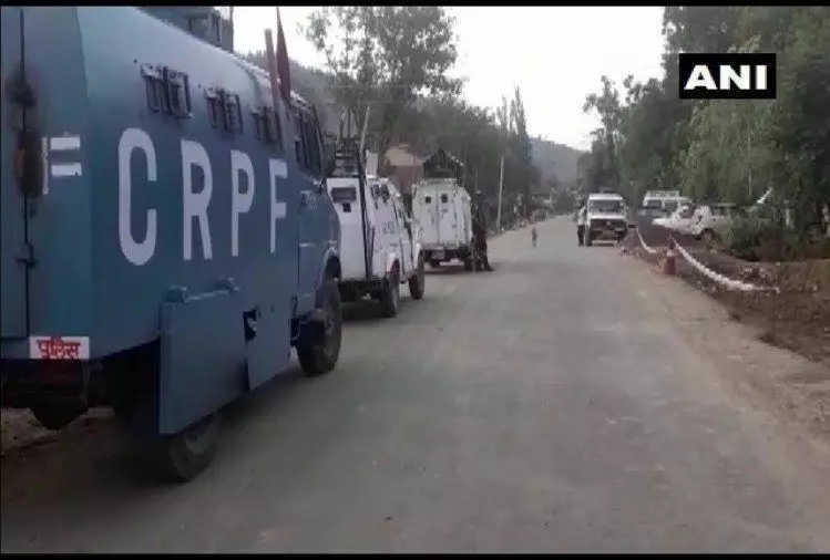 जम्मू-कश्मीर: श्रीनगर के बाहरी इलाके में मारे गए आतंकवादी, एनआईए ने ओवरग्राउंड वर्कर के घरों पर छापा मारा