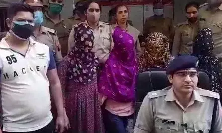 महिला ने अश्लील वीडियो काल करके व्यापारी से 80 लाख वसूले, फिर ऐसे हुआ खुलासा महिला ने अश्लील वीडियो काल करके व्यापारी से 80 लाख वसूले, फिर ऐसे हुआ खुलासा