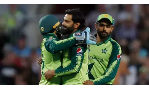 T20 World Cup: भारत के खिलाफ होने वाले T20 WC मुकाबले के लिए पाकिस्तान टीम का ऐलान, बाबर आजम ने इन खिलाड़ियों पर जताया भरोसा T20 World Cup: भारत के खिलाफ होने वाले T20 WC मुकाबले के लिए पाकिस्तान टीम का ऐलान, बाबर आजम ने इन खिलाड़ियों पर जताया भरोसा