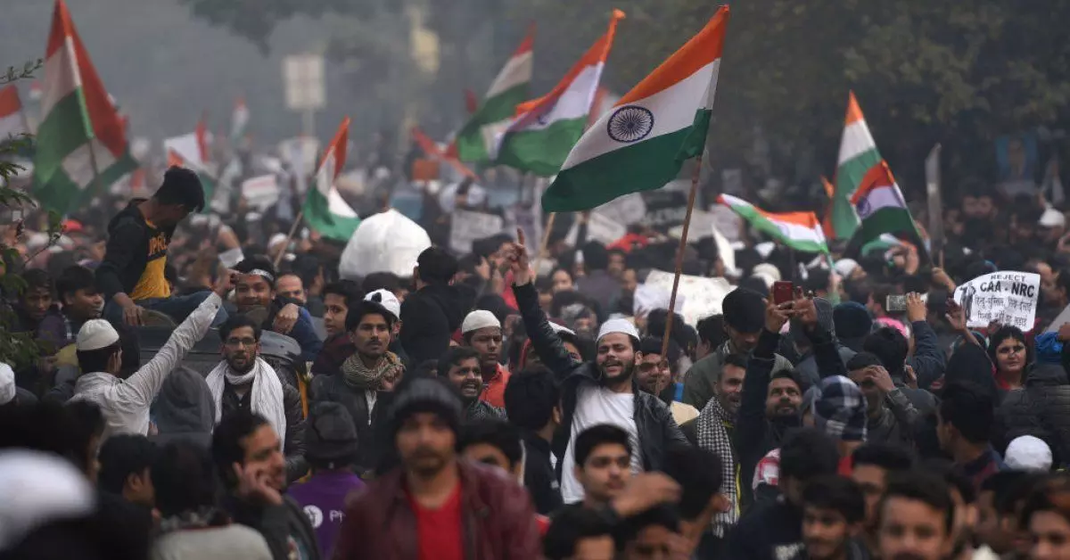 घृणा और धर्मान्धता के दलदल में फंसता हुआ भारत