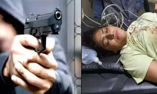 किन्नर को घर मे घुस कर गोली मारी, मचा हड़कम्प किन्नर को घर मे घुस कर गोली मारी, मचा हड़कम्प