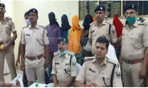 चालक को बंधक बना दूध लदे ट्रक लूट मामले में चार अपराधी गिरफ्तार चालक को बंधक बना दूध लदे ट्रक लूट मामले में चार अपराधी गिरफ्तार