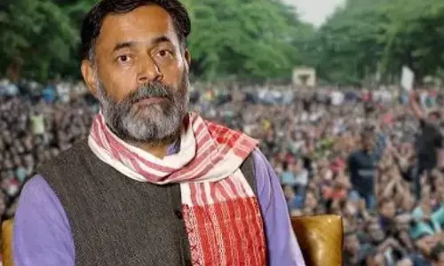 योगेन्द्र यादव को संयुक्त किसान मोर्चा से एक महीने के लिए किया गया निलंबित, जानें ऐसा क्यों हुआ?
