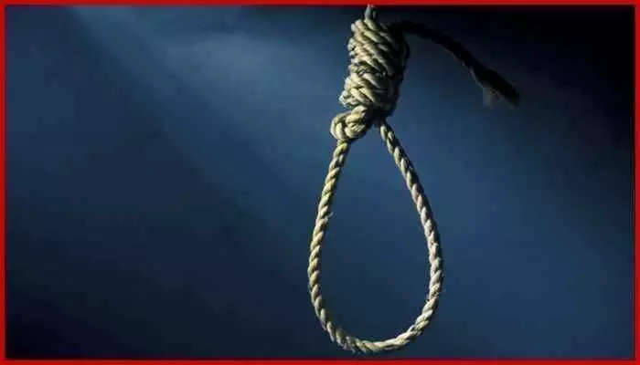 वीडियो बनाकर युवक ने दी अपनी जान और बीवी व सास पर लगाया ये बड़ा आरोप वीडियो बनाकर युवक ने दी अपनी जान और बीवी व सास पर लगाया ये बड़ा आरोप