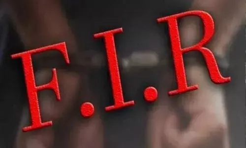 पालतू कुत्ते की हत्या के आरोप में एक चौकीदार सहित छह लोगों के खिलाफ केस, पुलिस ने कराया पोस्टमार्टम पालतू कुत्ते की हत्या के आरोप में एक चौकीदार सहित छह लोगों के खिलाफ केस, पुलिस ने कराया पोस्टमार्टम