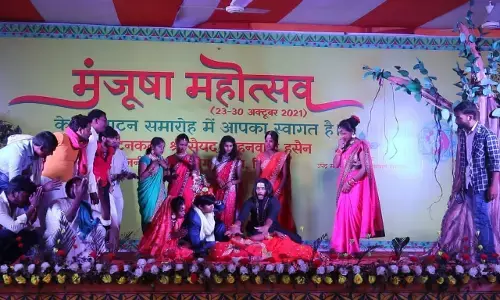 सामाजिक कुरीतियों पर प्रहार कथा एक गांव की सामाजिक कुरीतियों पर प्रहार कथा एक गांव की