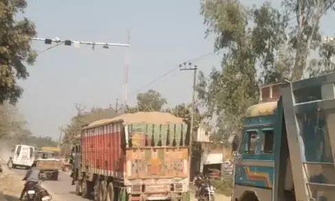 फतेहपुर: तीसरी आंख की जद में आये 168 वाहन, कटा ऑनलाइन चालान