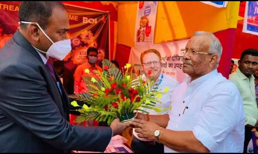 बैंकों को तत्परता और संवेदनशीलता के साथ काम करने की जरूरत: उपमुख्यमंत्री बैंकों को तत्परता और संवेदनशीलता के साथ काम करने की जरूरत: उपमुख्यमंत्री