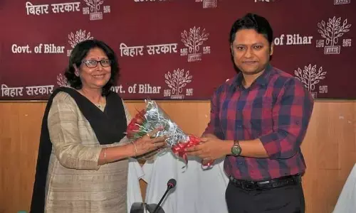 सेवानिवृत्ति पर सूचना एवं जनसंपर्क विभाग की अवर सचिव नीलम कपूर को विदाई सेवानिवृत्ति पर सूचना एवं जनसंपर्क विभाग की अवर सचिव नीलम कपूर को विदाई