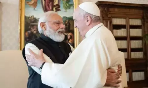 पोप, मोदी और पोपलीला पोप, मोदी और पोपलीला
