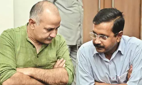 दिल्ली कोर्ट ने केजरीवाल, सिसोदिया समेत 11 आप नेताओं को भेजा नोटिस दिल्ली कोर्ट ने केजरीवाल, सिसोदिया समेत 11 आप नेताओं को भेजा नोटिस