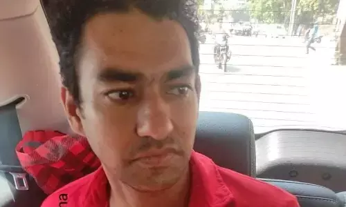 सैकड़ों करोड़ रुपये का घोटाला करने वाला शाइन सिटी के मालिक आसिफ नसीम प्रयागराज में गिरफ्तार, 5 लाख का है इनामी सैकड़ों करोड़ रुपये का घोटाला करने वाला शाइन सिटी के मालिक आसिफ नसीम प्रयागराज में गिरफ्तार, 5 लाख का है इनामी