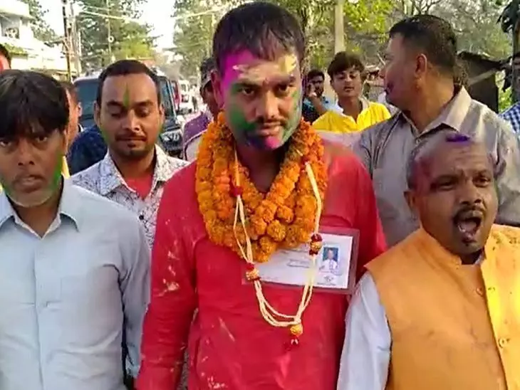 कुशेश्वरस्थान सीट पर लगातार तीसरी बार JDU का कब्जा, जानिए जेडीयू, आरजेडी व कांग्रेस उम्मीदवारों को कितने वोट मिले कुशेश्वरस्थान सीट पर लगातार तीसरी बार JDU का कब्जा, जानिए जेडीयू, आरजेडी व कांग्रेस उम्मीदवारों को कितने वोट मिले