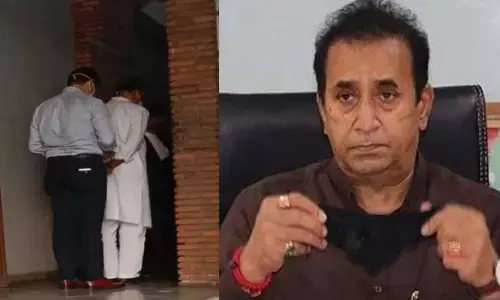 ED की सबसे बड़ी कार्रवाई, महाराष्ट्र के पूर्व गृहमंत्री अनिल देशमुख देर रात गिरफ्तार ED की सबसे बड़ी कार्रवाई, महाराष्ट्र के पूर्व गृहमंत्री अनिल देशमुख देर रात गिरफ्तार