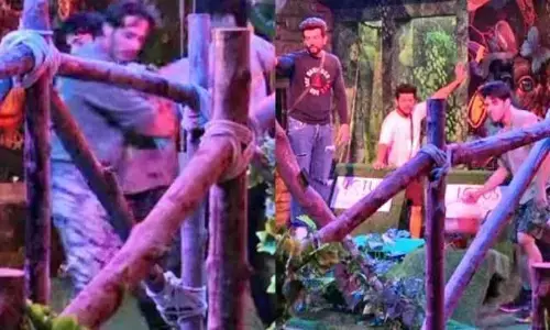 Bigg Boss 15: Umar Riaz को सिंबा नागपाल ने पूल में दिया धक्का, जानिए फिर क्या हुआ