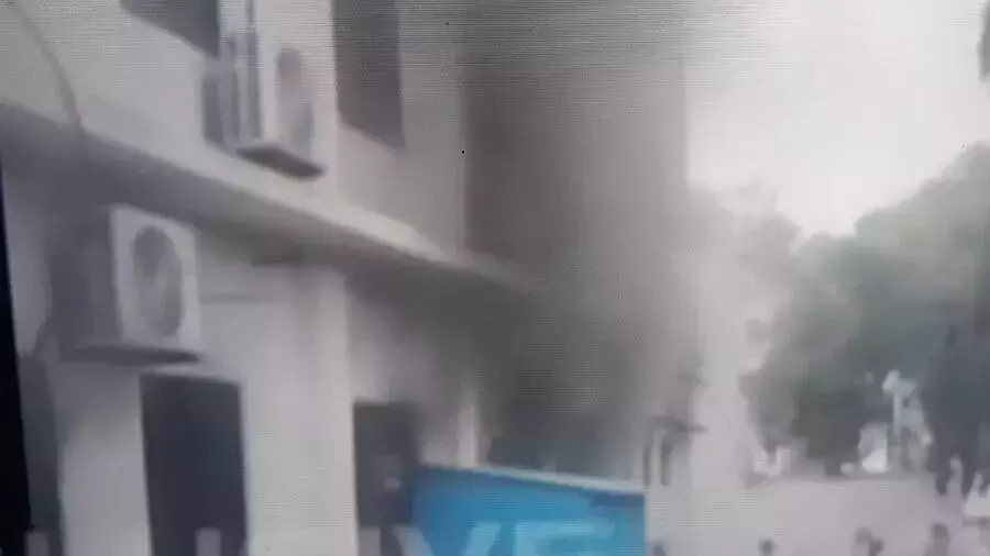 Ahmednagar civil hospital: अहमदनगर सिविल अस्पताल में लगी भीषण आग, 5 की मौत