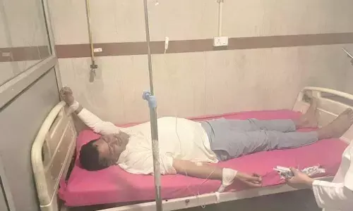 рдЖрдЦрд┐рд░ рдРрд╕реА рдХреМрди рд╕реА рдиреМрдмрдд рдХреНрдпреЛрдВ рдЖ рдЧрдИ? рд╕рдкрд╛ рд╡рд┐рдзрд╛рдпрдХ рдХреЗ рджреЛрдиреЛрдВ рд╣рд╛рде рдмрдВрдзреЗ рдЧрдпреЗ рд╣реИрдВ рд╕рд╛рде рд╣реА рдбреНрд░реАрдк рднреА рд▓рдЧрд╛рдИ рдЧрдИ рдЖрдЦрд┐рд░ рдРрд╕реА рдХреМрди рд╕реА рдиреМрдмрдд рдХреНрдпреЛрдВ рдЖ рдЧрдИ? рд╕рдкрд╛ рд╡рд┐рдзрд╛рдпрдХ рдХреЗ рджреЛрдиреЛрдВ рд╣рд╛рде рдмрдВрдзреЗ рдЧрдпреЗ рд╣реИрдВ рд╕рд╛рде рд╣реА рдбреНрд░реАрдк рднреА рд▓рдЧрд╛рдИ рдЧрдИ