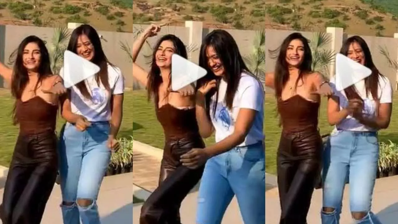 Shweta Tiwari Dance Video: बेटी पलक के बिजली गाने पर श्वेता तिवारी ने किया धमाकेदार डांस, वीडियो देखकर रह जाएंगे दंग