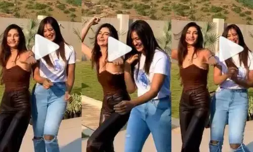 Shweta Tiwari Dance Video: बेटी पलक के बिजली गाने पर श्वेता तिवारी ने किया धमाकेदार डांस, वीडियो देखकर रह जाएंगे दंग Shweta Tiwari Dance Video: बेटी पलक के बिजली गाने पर श्वेता तिवारी ने किया धमाकेदार डांस, वीडियो देखकर रह जाएंगे दंग