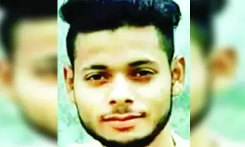 पुलिस हिरासत में अल्ताफ की मौत को लेकर सियासत हुई गर्म, मायावती-प्रियंका गांधी वाड्रा के ट्वीट, UP पुलिस सवालों के घेरे में पुलिस हिरासत में अल्ताफ की मौत को लेकर सियासत हुई गर्म, मायावती-प्रियंका गांधी वाड्रा के ट्वीट, UP पुलिस सवालों के घेरे में