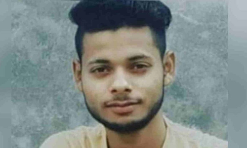 Kasganj Altaf father gave statement to police, son hanged himself in depression, later said police got him written under pressure