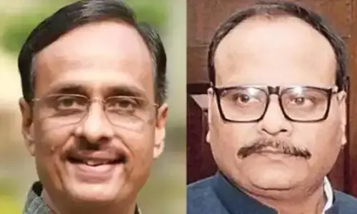 डिप्टी सीएम दिनेश शर्मा और ब्रजेश पाठक की सुरक्षा बढ़ाई गई, जानें कितने सुरक्षाकर्मी होते हैं जेड कैटेगरी में? डिप्टी सीएम दिनेश शर्मा और ब्रजेश पाठक की सुरक्षा बढ़ाई गई, जानें कितने सुरक्षाकर्मी होते हैं जेड कैटेगरी में?