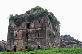 झारखंड का ऐतिहासिक धरोहर,नवरत्न गढ़ का किला