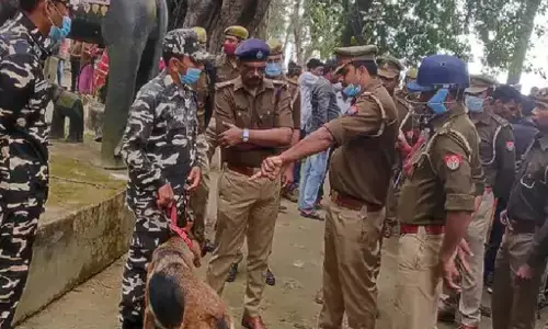 पुजारी और साध्वी की पीट-पीटकर हत्या, मंदिर में खून से लथपथ पड़ा मिला शव पुजारी और साध्वी की पीट-पीटकर हत्या, मंदिर में खून से लथपथ पड़ा मिला शव