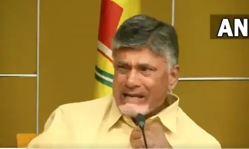 फूट-फूट कर रोये पूर्व सीएम चंद्रबाबू नायडू, किया ऐलान- जबतक सत्ता में नहीं आऊंगा, विधानसभा प्रवेश नहीं करूंगा