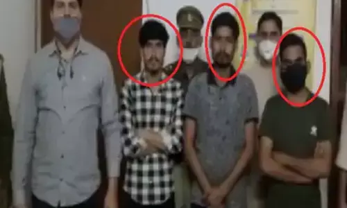 सेक्स रैकेट का भंडाफोड़, 3 युवतियां और 3 युवक पकड़ाए, युवतियों से पुलिस ने की पूछताछ तो पता चला.... सेक्स रैकेट का भंडाफोड़, 3 युवतियां और 3 युवक पकड़ाए, युवतियों से पुलिस ने की पूछताछ तो पता चला....