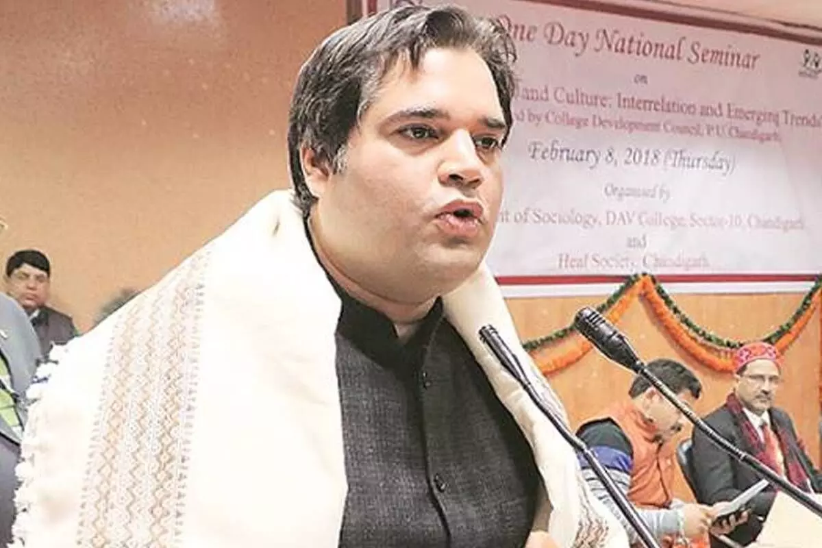 BJP MP Varun Gandhi Attack BJP: यूपी एसआई भर्ती पर बीजेपी सांसद वरुण गांधी का कटाक्ष, छात्र अब सिर्फ पढ़ाई नही करता, अपने हक की लड़ाई भी स्वयं लड़ता है