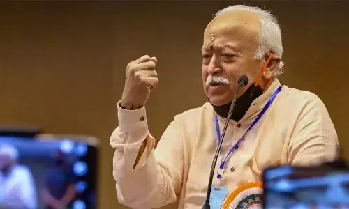 भारत को विश्वगुरु बनाने के लिए मोहन भागवत ने दिया यह मंत्र, शेर और बकरी की कहानी सुनाई भारत को विश्वगुरु बनाने के लिए मोहन भागवत ने दिया यह मंत्र, शेर और बकरी की कहानी सुनाई