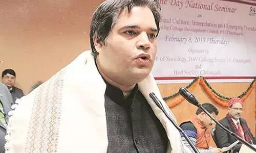 BJP MP Varun Gandhi Attack BJP: यूपी एसआई भर्ती पर बीजेपी सांसद वरुण गांधी का कटाक्ष, छात्र अब सिर्फ पढ़ाई नही करता, अपने हक की लड़ाई भी स्वयं लड़ता है BJP MP Varun Gandhi Attack BJP: यूपी एसआई भर्ती पर बीजेपी सांसद वरुण गांधी का कटाक्ष, छात्र अब सिर्फ पढ़ाई नही करता, अपने हक की लड़ाई भी स्वयं लड़ता है