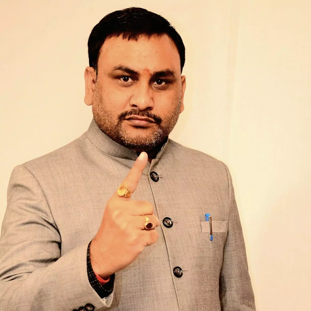 किसान और सरदार को अपने फायदे के लिए मोहरा बनाना चाहते हैं विपक्षी दल, गुमराह कर रहे टिकैत- रामबाबू द्विवेदी किसान और सरदार को अपने फायदे के लिए मोहरा बनाना चाहते हैं विपक्षी दल, गुमराह कर रहे टिकैत- रामबाबू द्विवेदी