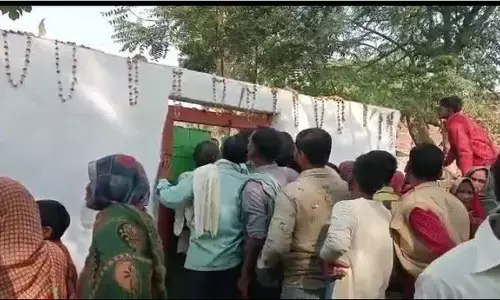 प्रयागराज में पति-पत्नी और दो बच्चों समेत चार लोगों की हत्या प्रयागराज में पति-पत्नी और दो बच्चों समेत चार लोगों की हत्या